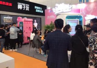 全自動(dòng)冰淇淋機(jī)的收益主要受哪方面影響